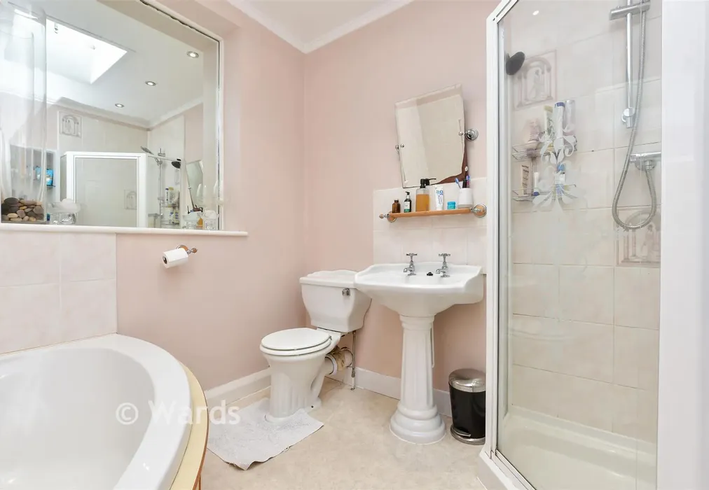 Bathroom - West Park Avenue, Margate, Kent - Wards of Kent