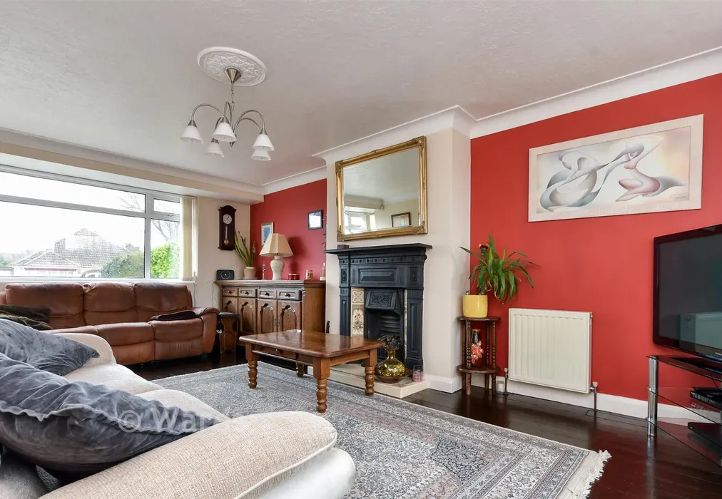 Lounge - West Park Avenue, Margate, Kent - Wards of Kent