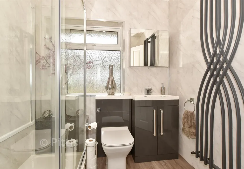 Shower Room - Clatterford Road, Newport, Isle of Wight - Wards of Kent
