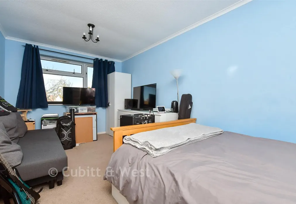 Bedroom 1 - Pound Road, Banstead, Surrey - Wards of Kent