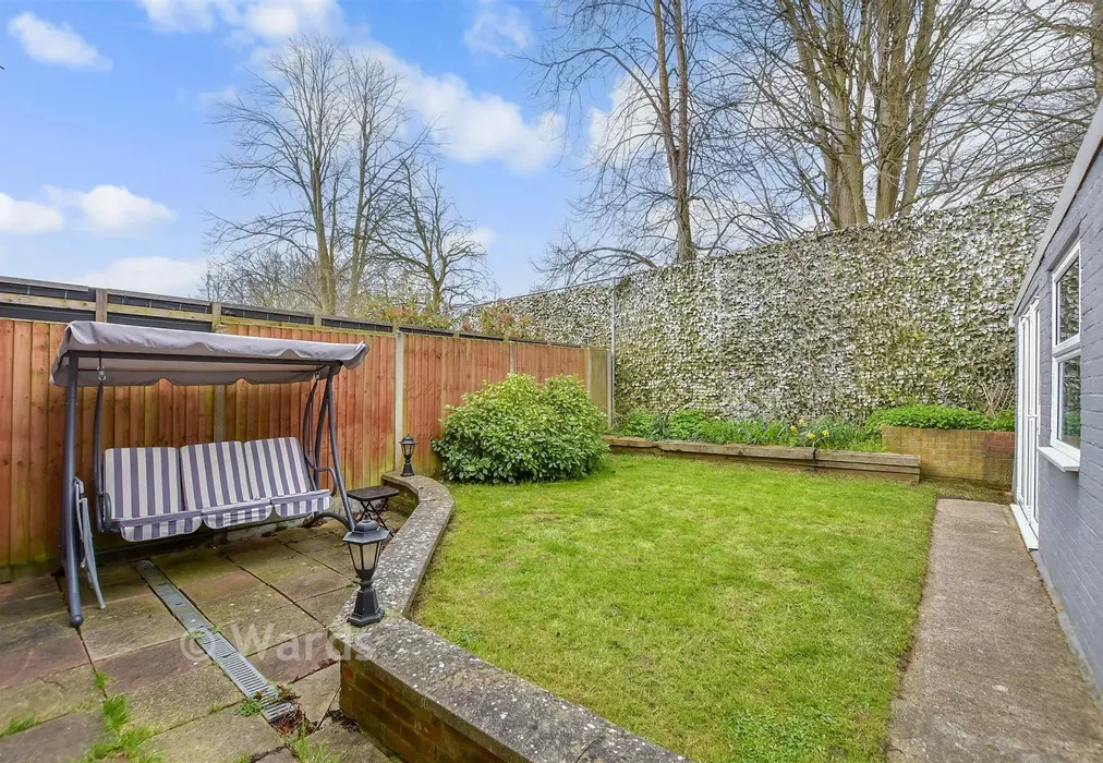 Rear Garden - Ragstone Road, Bearsted, Maidstone, Kent - Wards of Kent