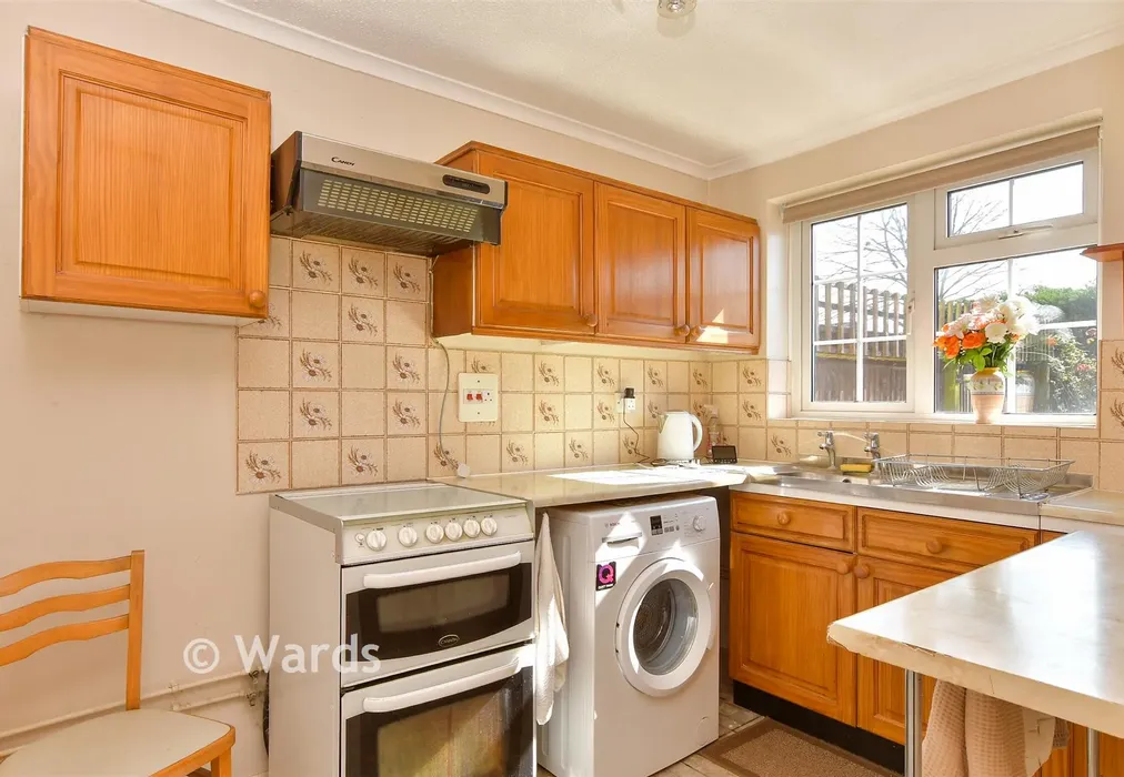 Kitchen - Kingston Crescent, Lords Wood, Chatham, Kent - Wards of Kent