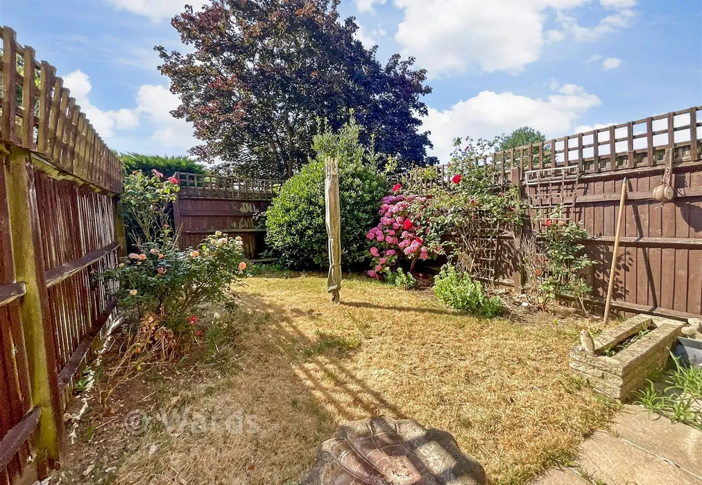 Rear Garden - Kingston Crescent, Lords Wood, Chatham, Kent - Wards of Kent
