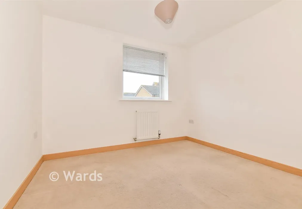 Bedroom 2 - Olympia Way, Whitstable, Kent - Wards of Kent
