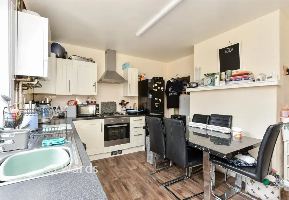 Kitchen/Diner - Linksfield Road, Westgate-On-Sea, Kent - Wards of Kent