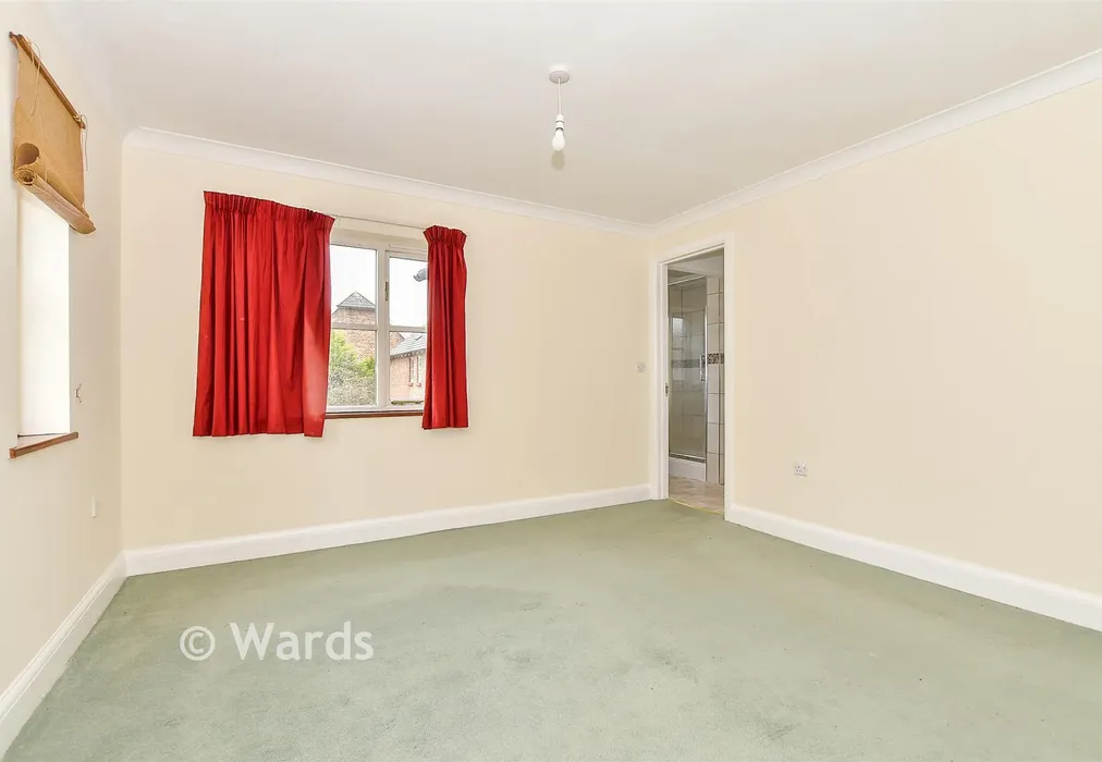 Bedroom 1 - Mill Stream Place, Tonbridge, Kent - Wards of Kent