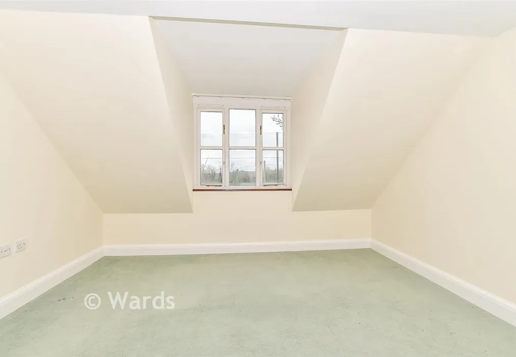 Bedroom 2 - Mill Stream Place, Tonbridge, Kent - Wards of Kent