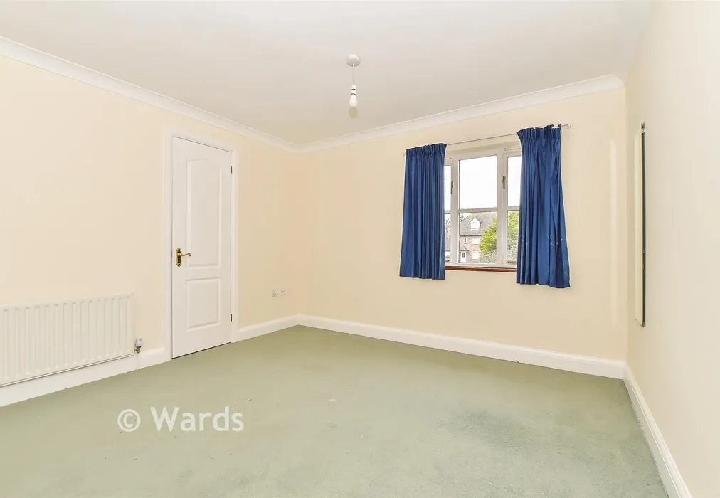 Bedroom 3 - Mill Stream Place, Tonbridge, Kent - Wards of Kent