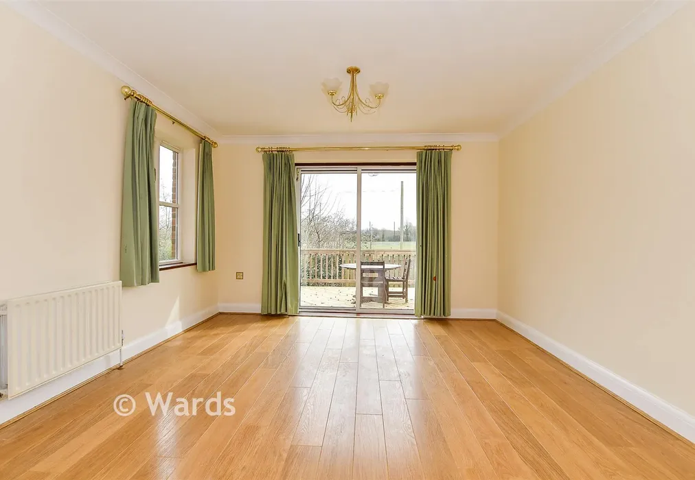 Dining Room - Mill Stream Place, Tonbridge, Kent - Wards of Kent