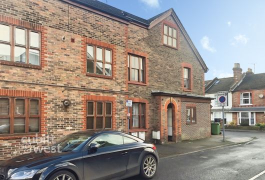 New Street Horsham RH13 - Wards of Kent