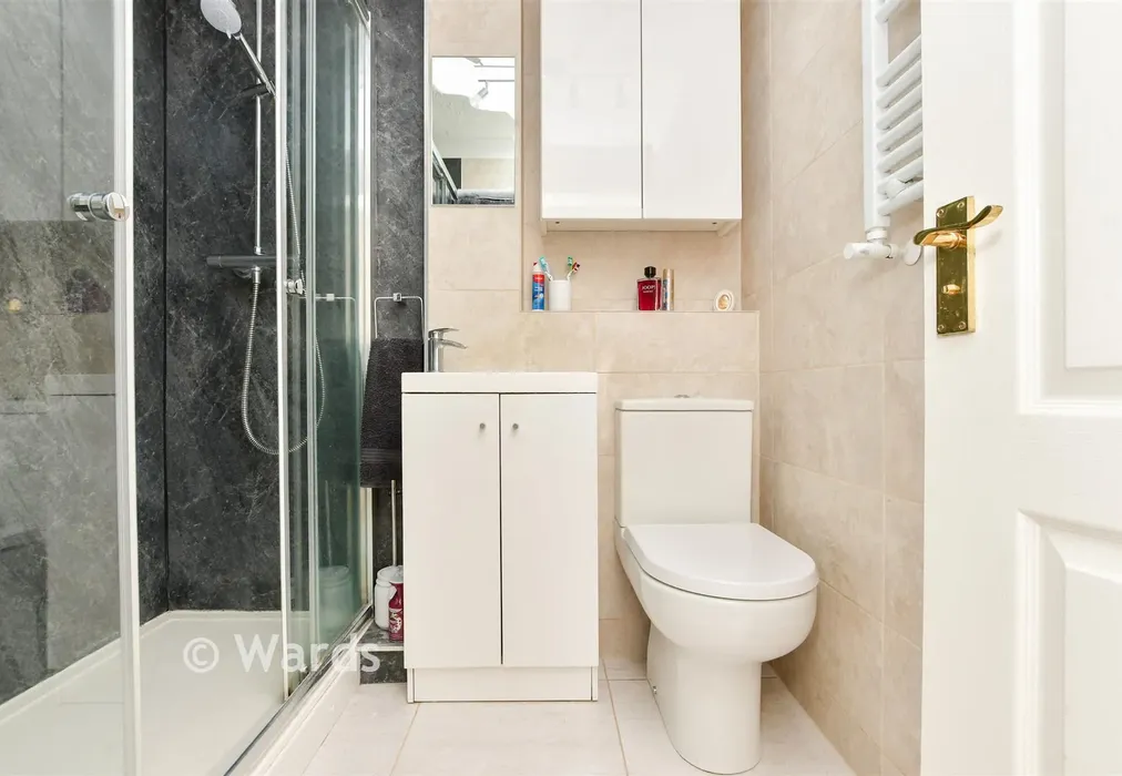 En-Suite Shower Room - Oakland Court, Ramsgate, Kent - Wards of Kent