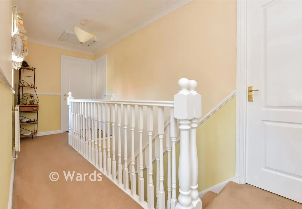 Landing - Oakland Court, Ramsgate, Kent - Wards of Kent
