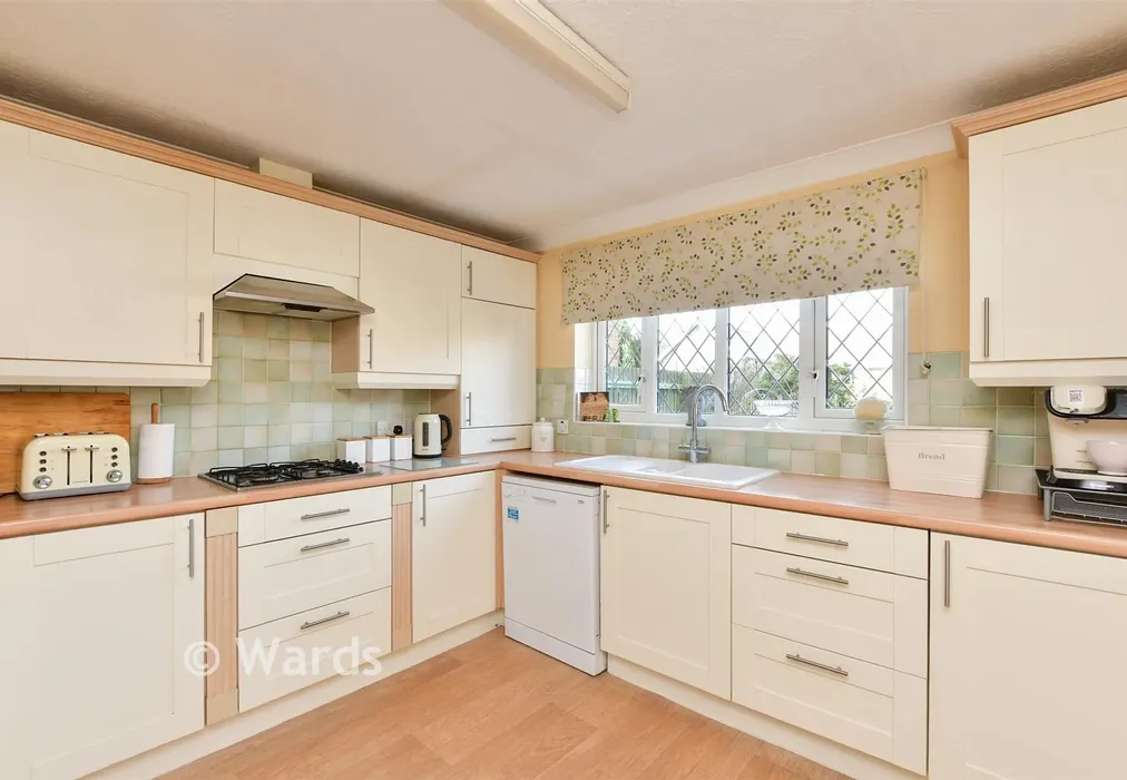 Kitchen - Oakland Court, Ramsgate, Kent - Wards of Kent