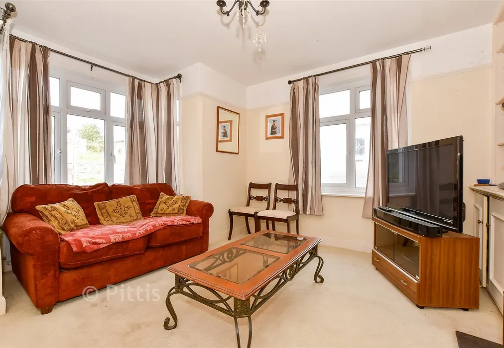 Dining Room - Quay Lane, Brading, Sandown, Isle of Wight - Wards of Kent