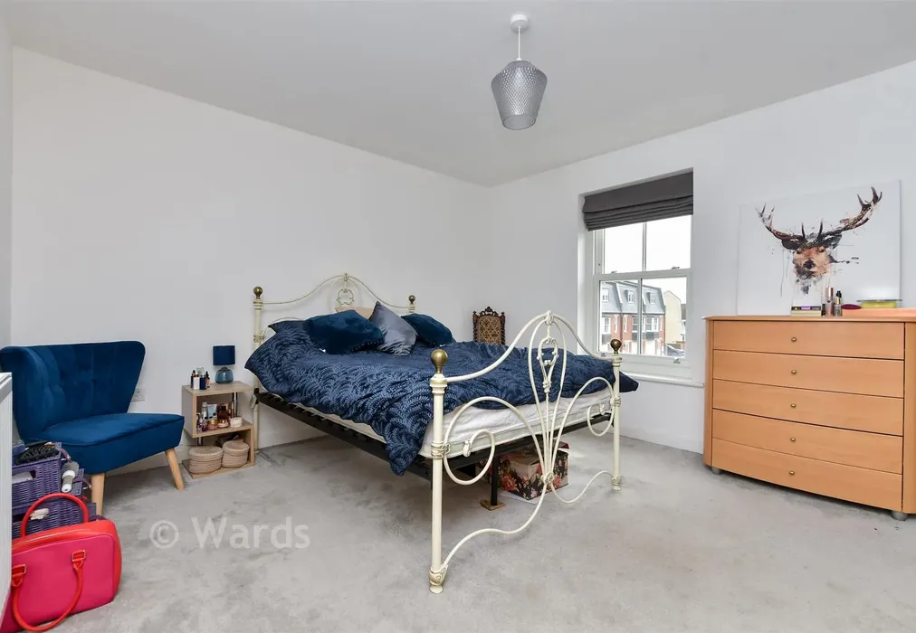 Bedroom 1 - Richmond Street, Herne Bay, Kent - Wards of Kent
