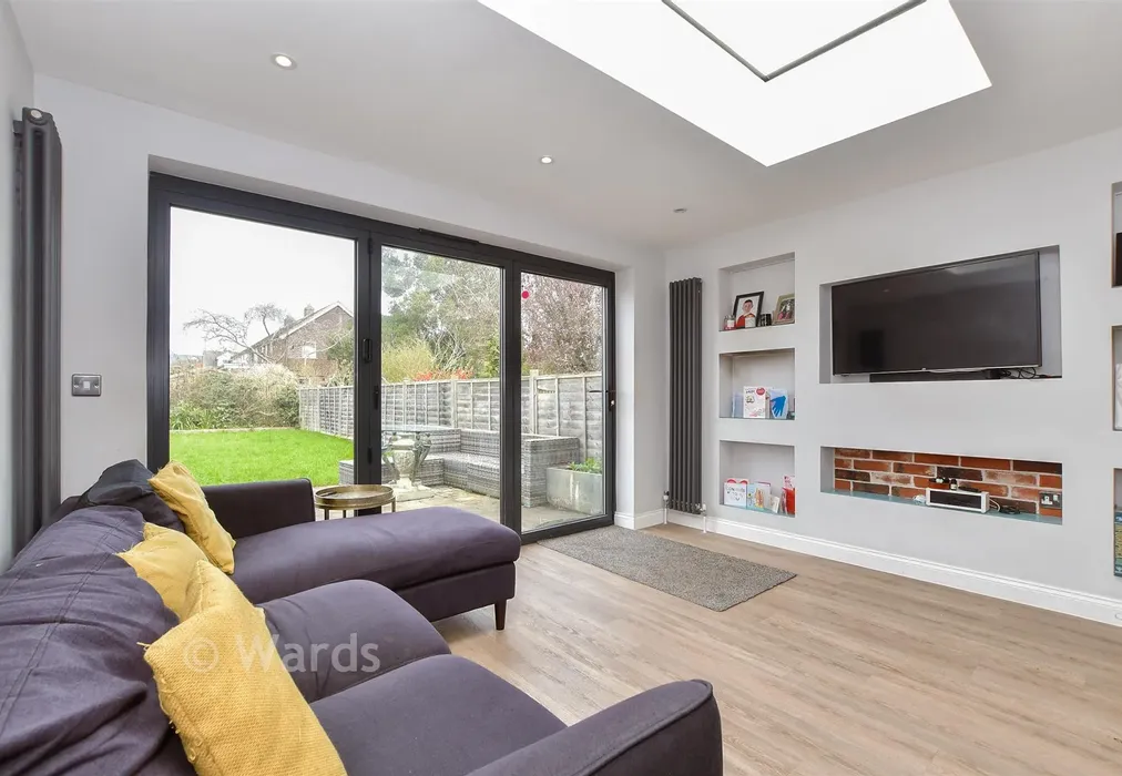 Breakfast Area - Station Road, Headcorn, Ashford, Kent - Wards of Kent