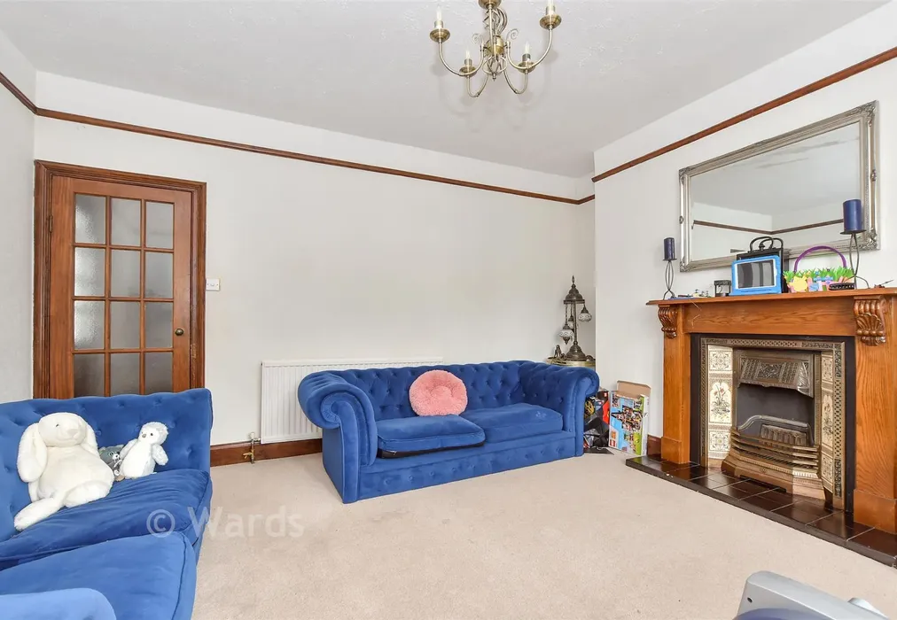 Lounge - Station Road, Headcorn, Ashford, Kent - Wards of Kent