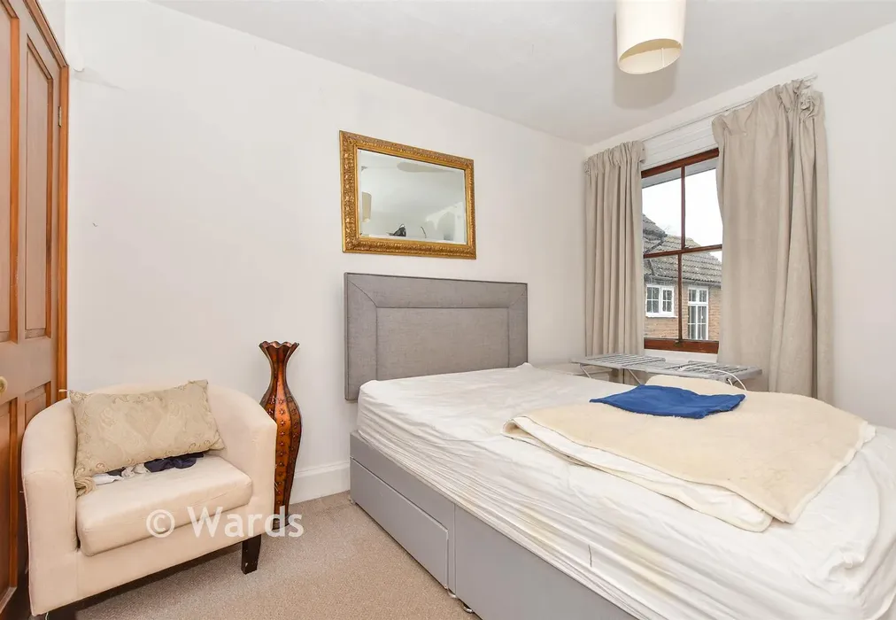 Bedroom 4 - Station Road, Headcorn, Ashford, Kent - Wards of Kent