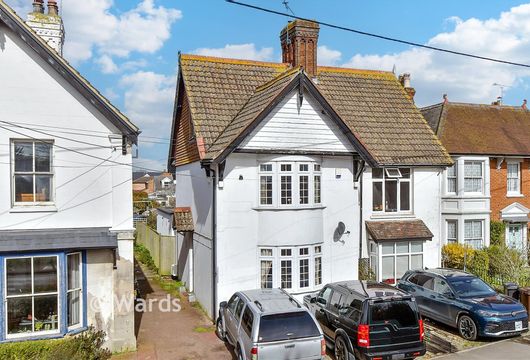 Station Road, Headcorn, Ashford, Kent - Wards of Kent