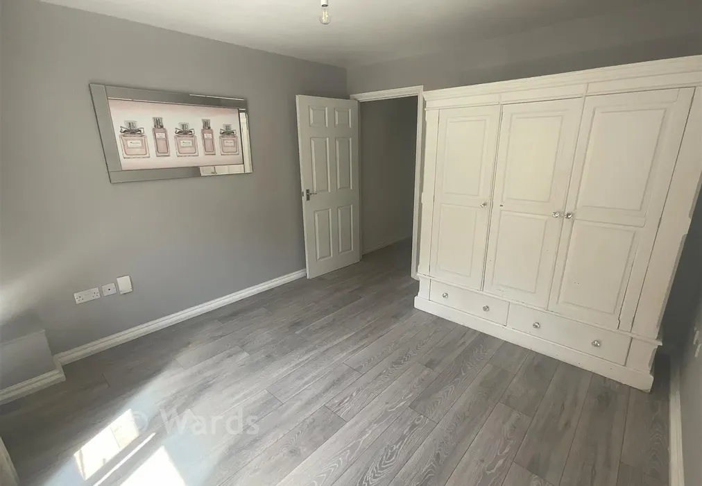 Bedroom - Sealand Drive, Rochester, Kent - Wards of Kent