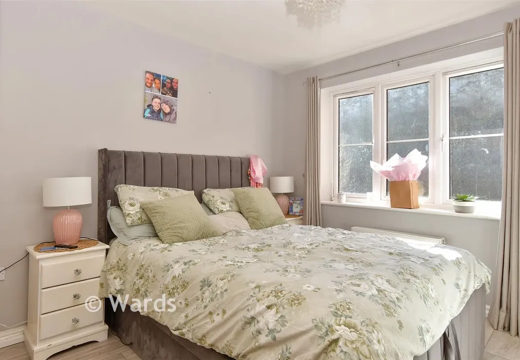 Bedroom - Sealand Drive, Rochester, Kent - Wards of Kent