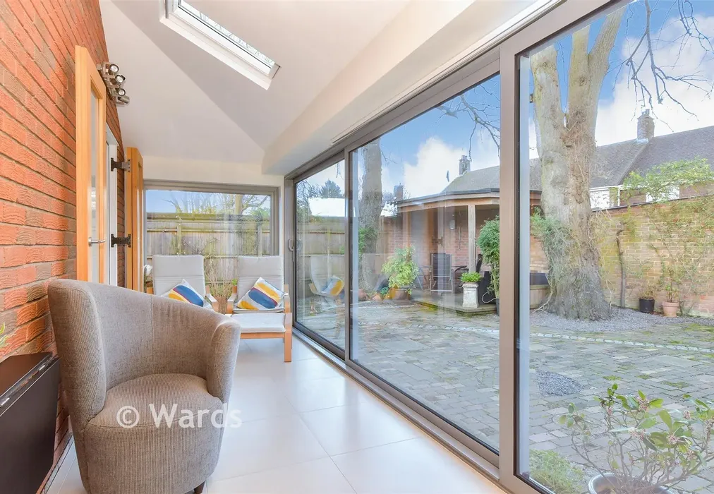 Garden Room - Georgian Way, Wigmore, Gillingham, Kent - Wards of Kent