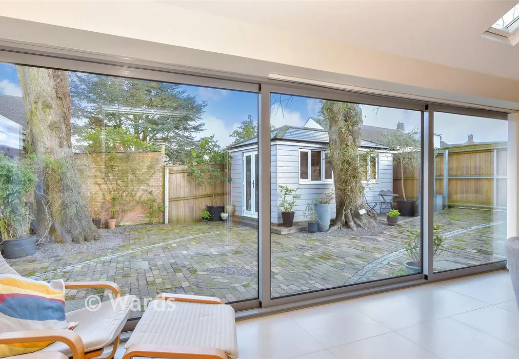 Garden Room - Georgian Way, Wigmore, Gillingham, Kent - Wards of Kent