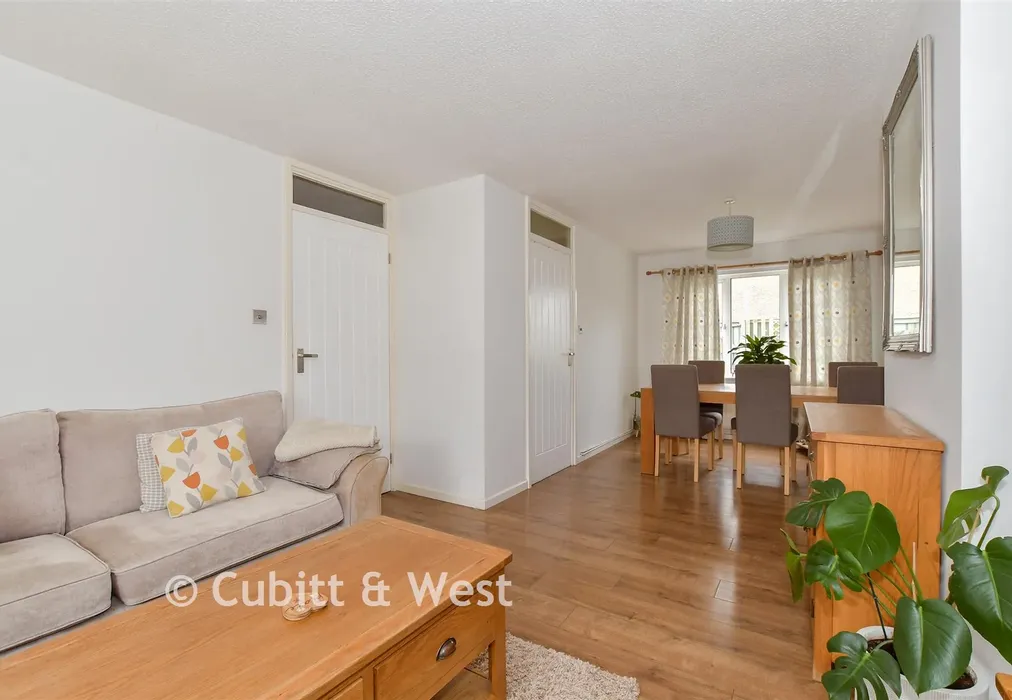 Lounge/ Dining Room - Peterlee Walk, Bewbush, Crawley, West Sussex - Wards of Kent