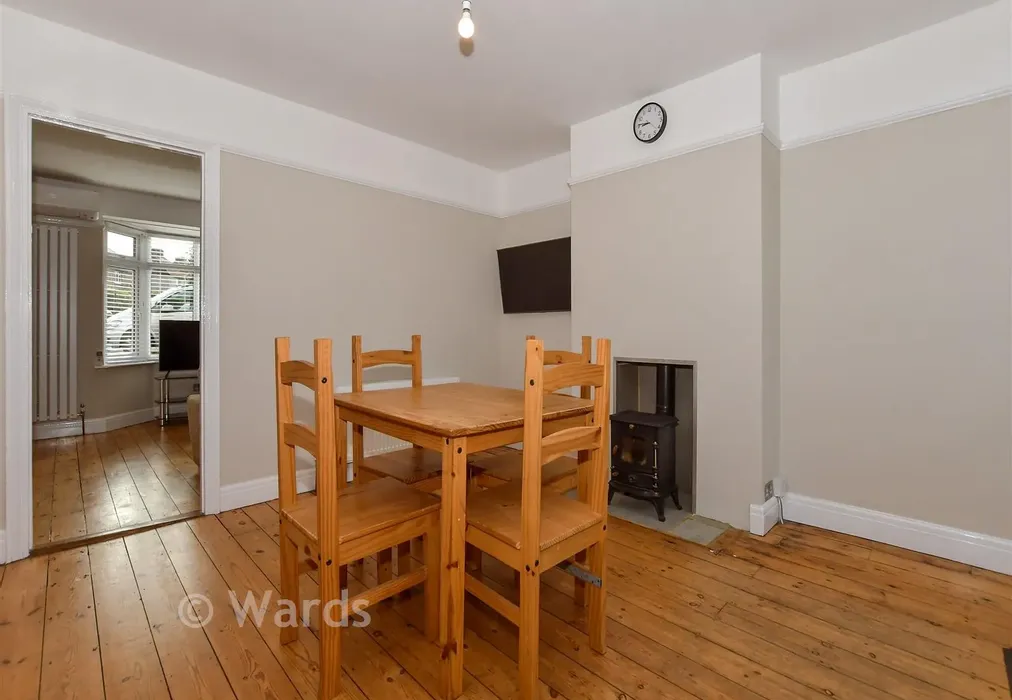 Dining Area - Moncktons Avenue, Maidstone, Kent - Wards of Kent