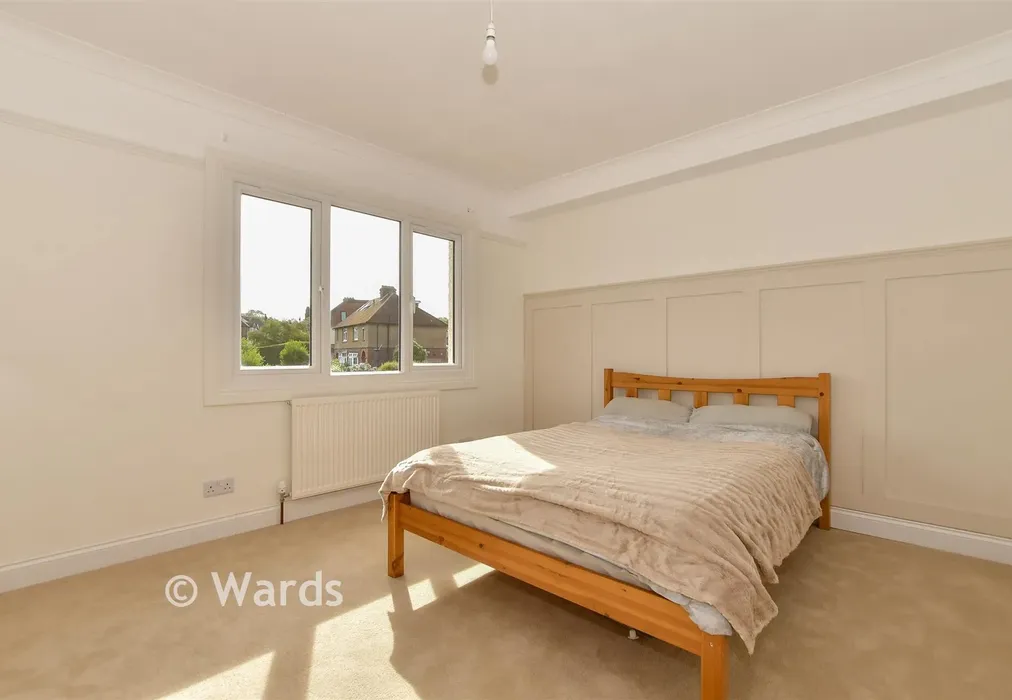 Bedroom 1 - Moncktons Avenue, Maidstone, Kent - Wards of Kent