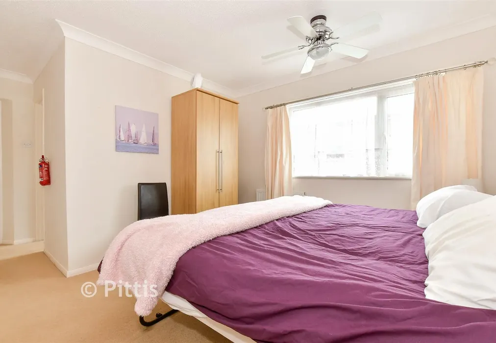 Bedroom 5 - Station Avenue, Sandown, Isle of Wight - Wards of Kent
