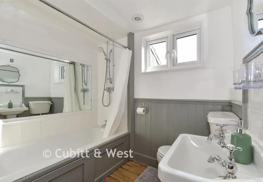 Bathroom - Lower Street, Pulborough, West Sussex - Wards of Kent