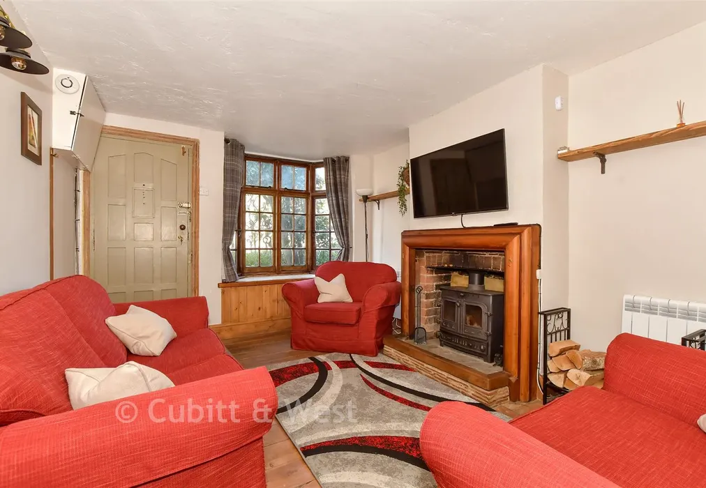Lounge - Lower Street, Pulborough, West Sussex - Wards of Kent