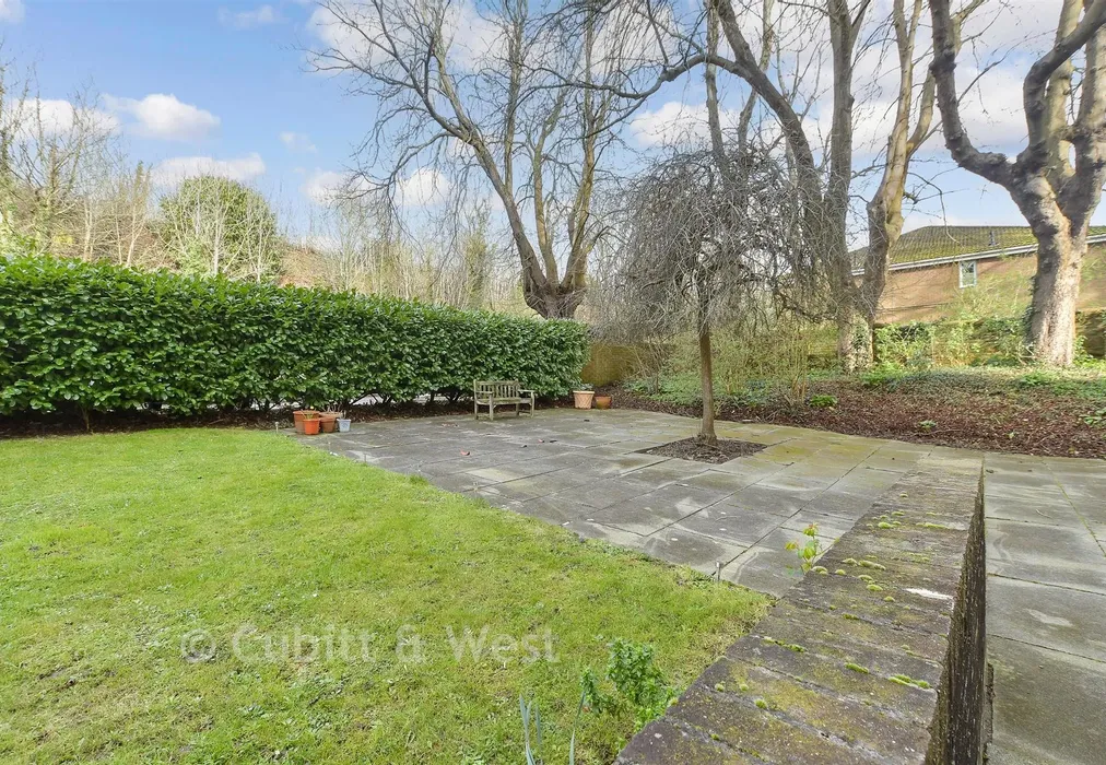 Communal Gardens - London Road, Patcham, Brighton, East Sussex - Wards of Kent