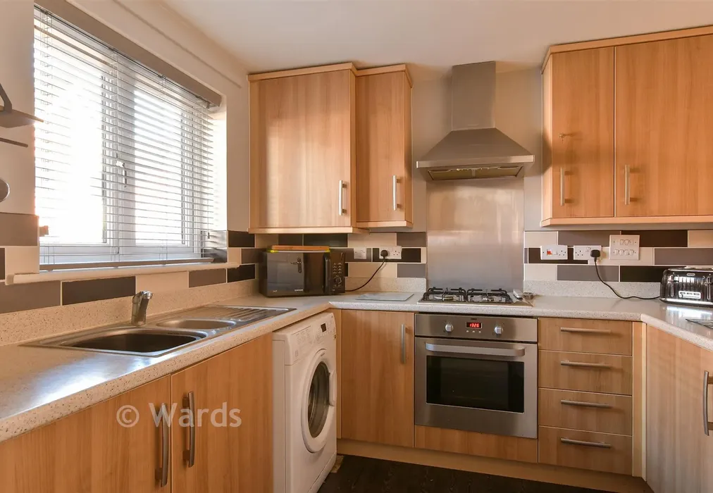 Kitchen - Clare Way, Maidstone, Kent - Wards of Kent