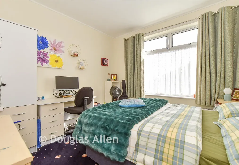 Bedroom 3 - Ashurst Drive, Ilford, Essex - Wards of Kent