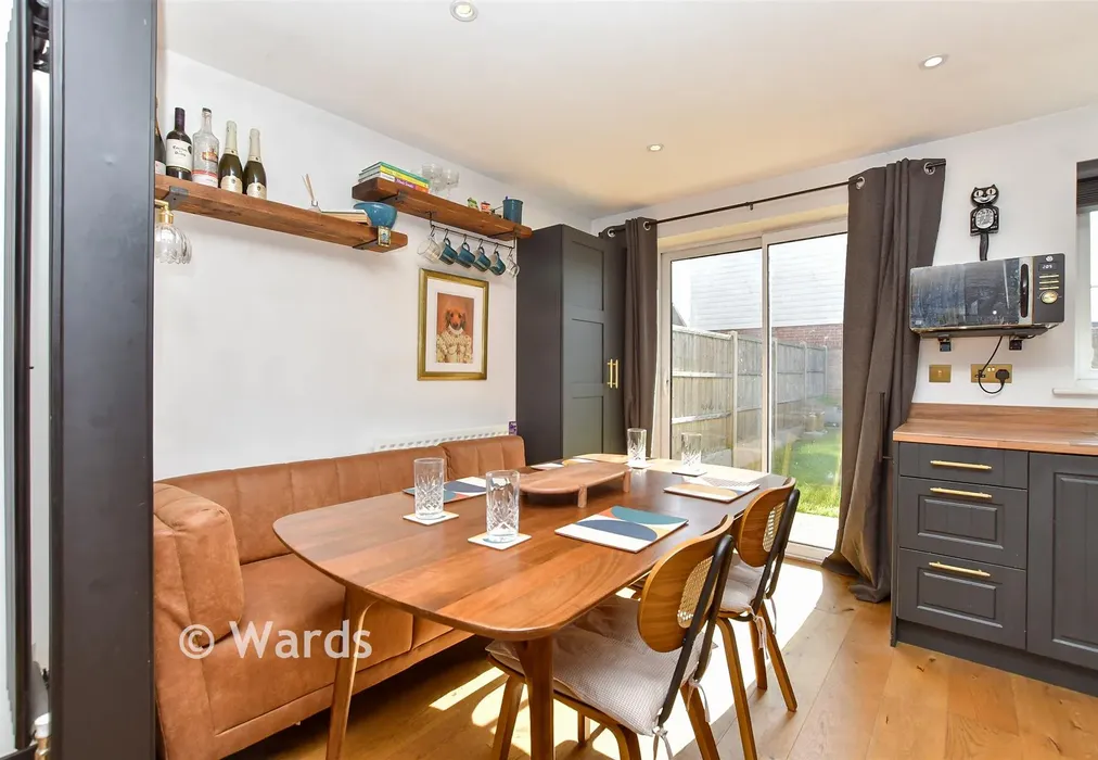 Kitchen/Diner - Eveas Drive, Sittingbourne, Kent - Wards of Kent