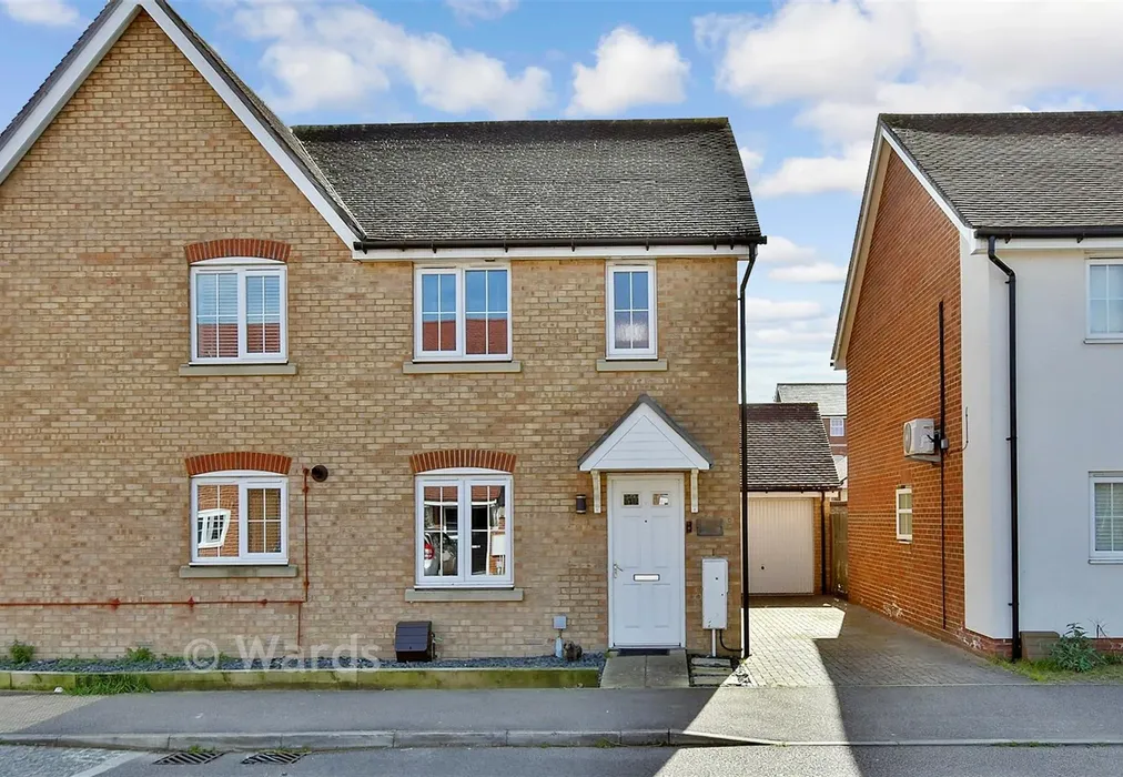 External (Web) - Eveas Drive, Sittingbourne, Kent - Wards of Kent