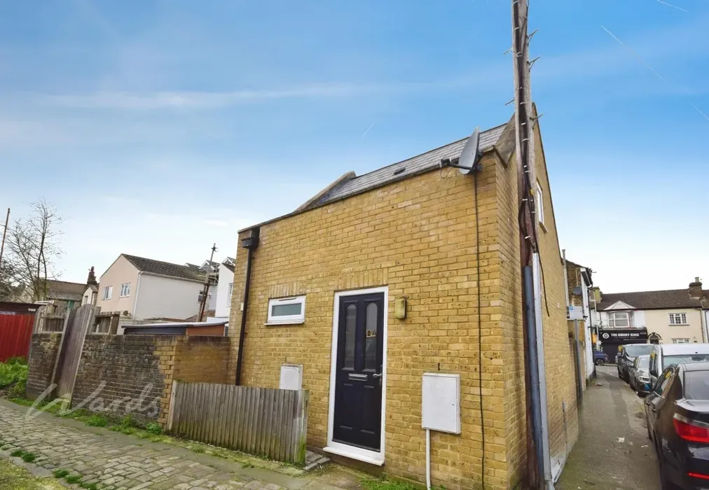 dawes front - Dawes Street Gillingham ME7 - Wards of Kent