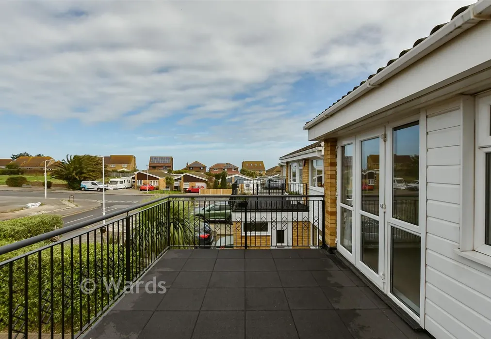 Balcony - Sandhurst Road, Cliftonville, Margate, Kent - Wards of Kent