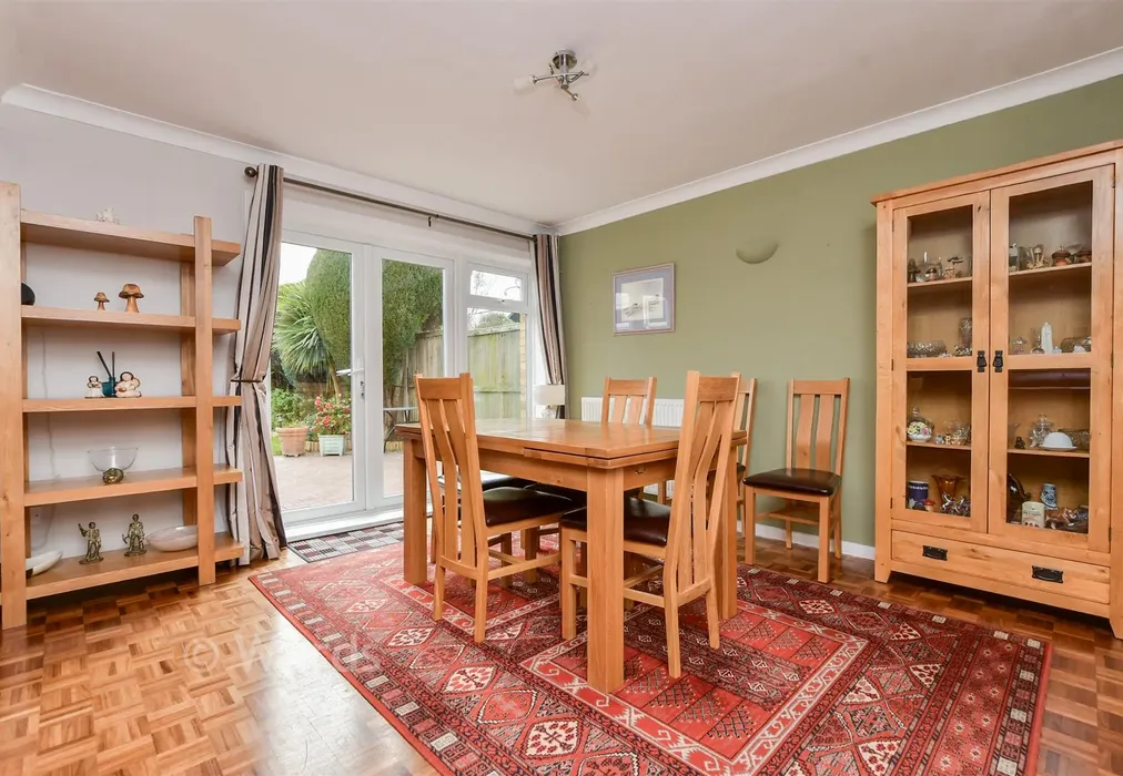 Lounge/Diner - Sandhurst Road, Cliftonville, Margate, Kent - Wards of Kent