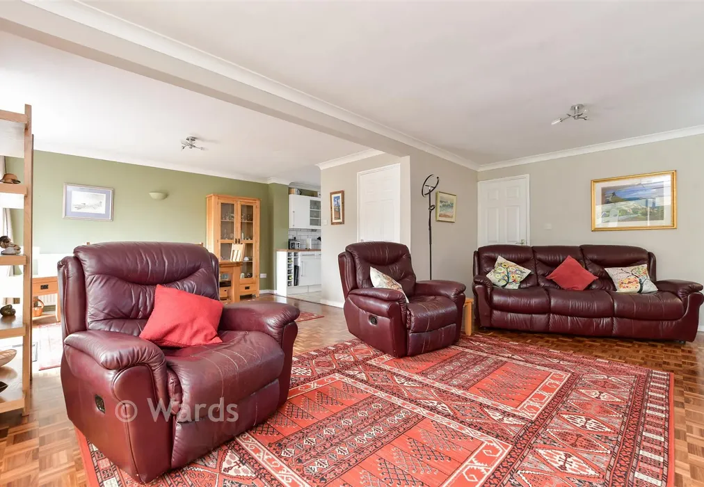 Lounge/Diner - Sandhurst Road, Cliftonville, Margate, Kent - Wards of Kent