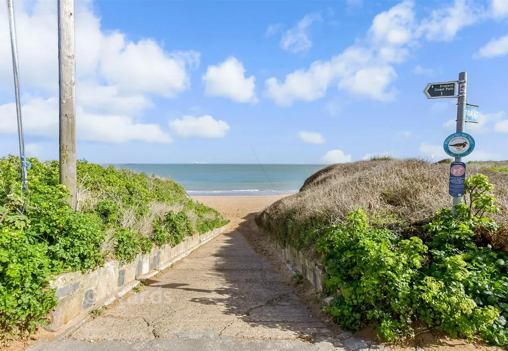 Surrounding Area - Sandhurst Road, Cliftonville, Margate, Kent - Wards of Kent