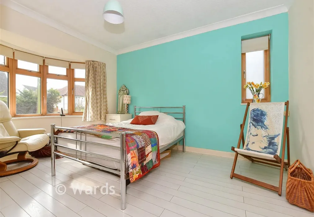 Bedroom 1 - Salisbury Road, Deal, Kent - Wards of Kent