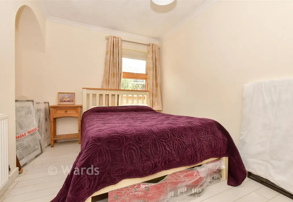 Bedroom 4 - Salisbury Road, Deal, Kent - Wards of Kent