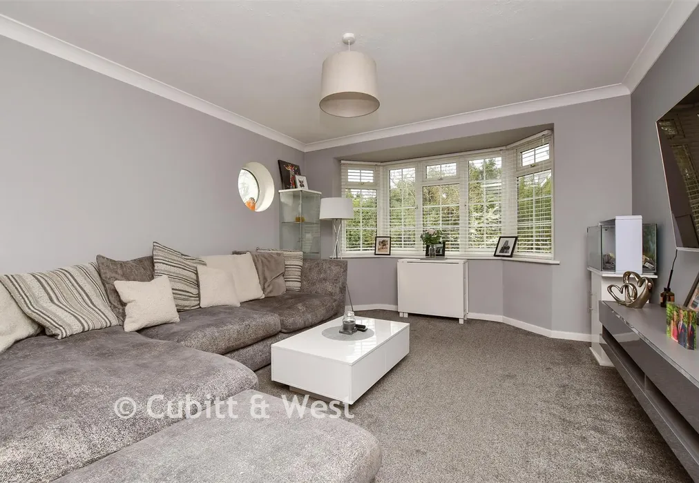 Lounge - Thicket Road, Sutton, Surrey - Wards of Kent