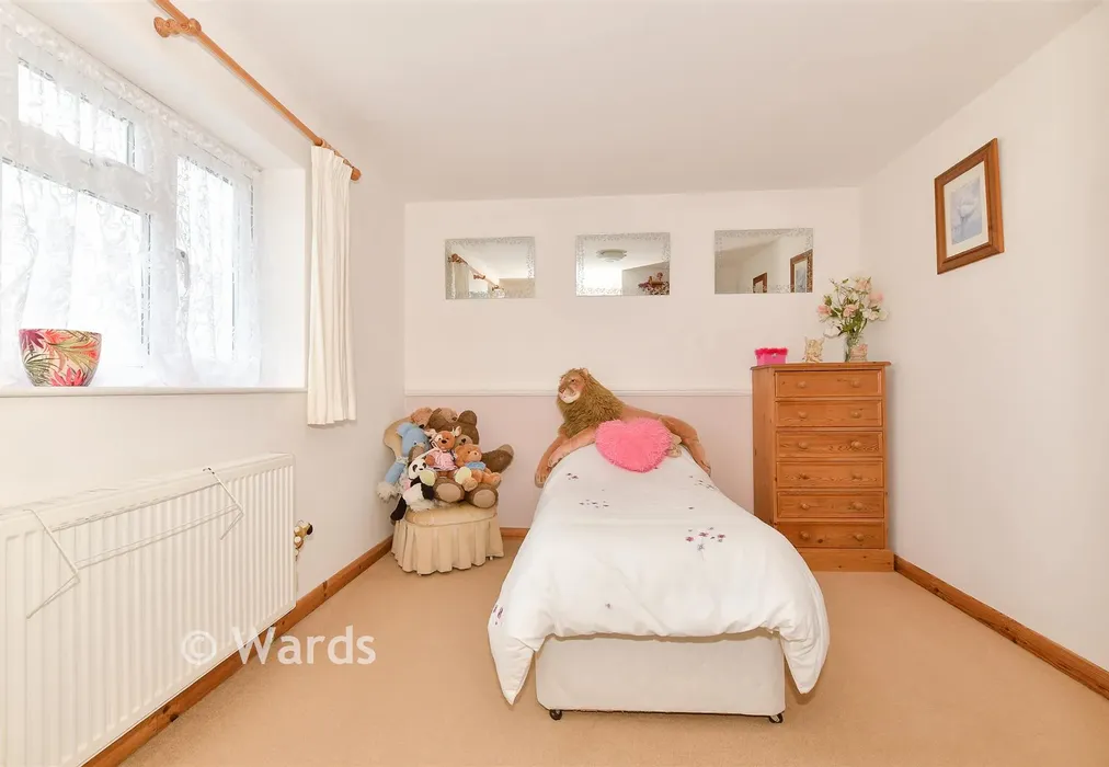Bedroom 3 - Bladbean, Canterbury, Kent - Wards of Kent