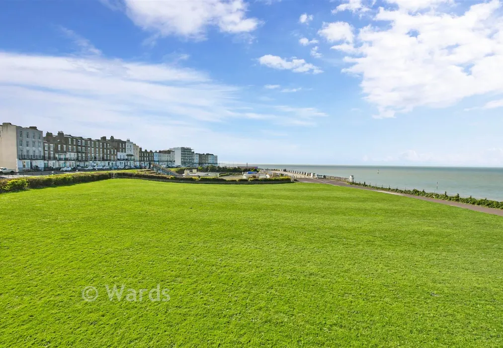 Surrounding Area - Fort Crescent, Margate, Kent - Wards of Kent