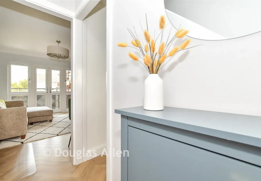 Internal Lifestyle Photograph - Chingford Lane, Woodford Green, Essex - Wards of Kent