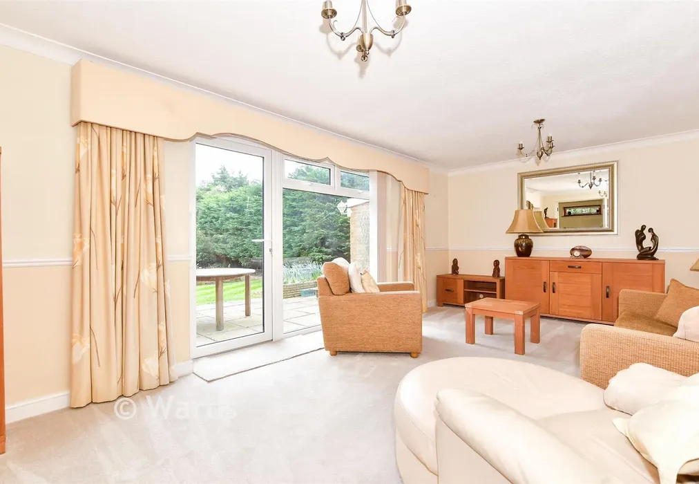 Lounge - Dane Court, Coxheath, Maidstone, Kent - Wards of Kent